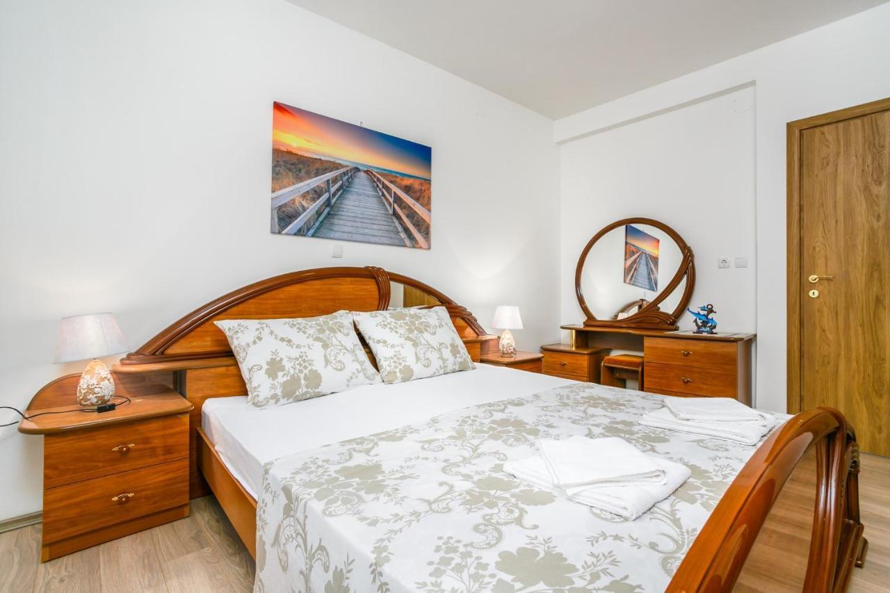 Apartments In Cizici/Insel Krk 31083 Bagian luar foto